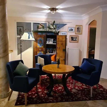 ホテル Koch オーバータウエルン