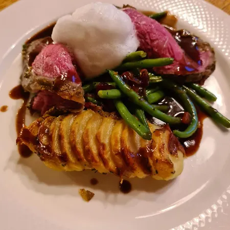 Koch 3* オーバータウエルン